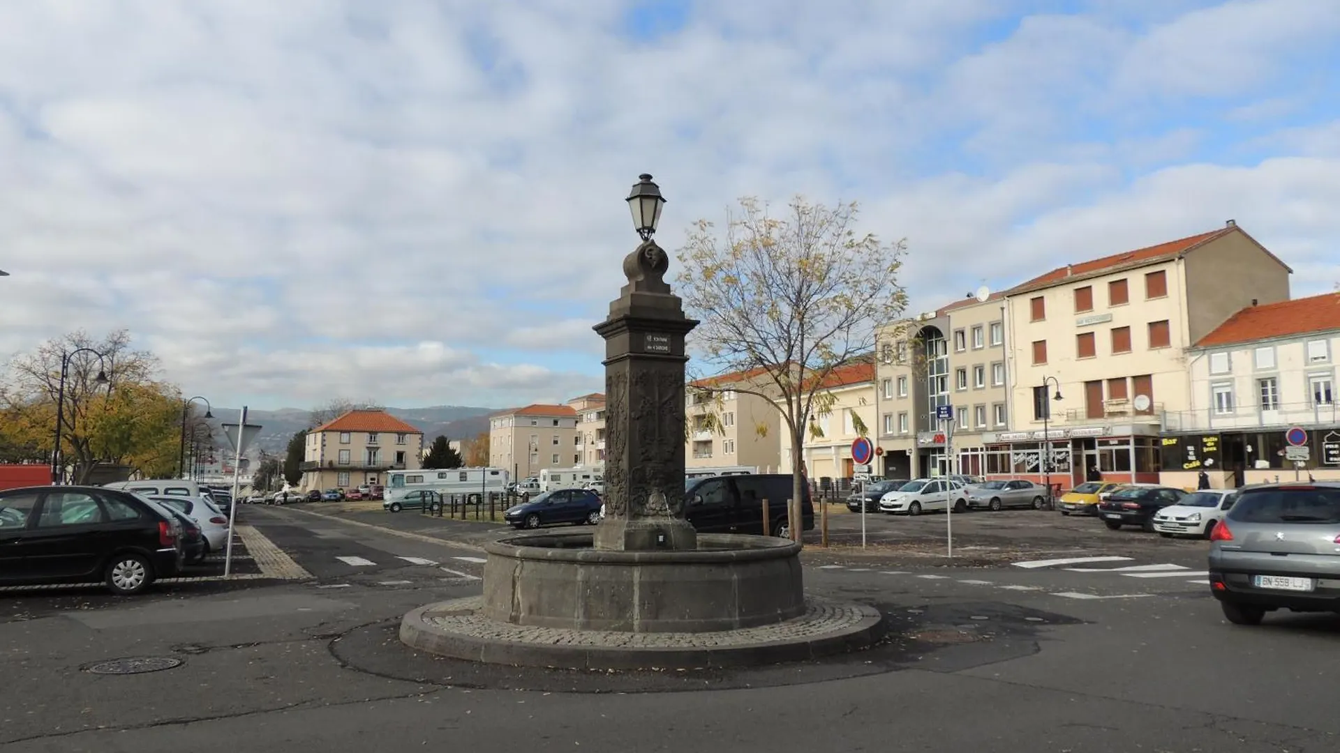 Lägenhet Maison De Bourg Dans Un Quartier Medieval, Avec Cafe Et The Offert Clermont-Ferrand
